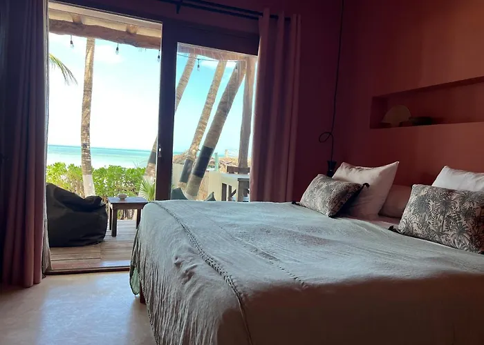 Casa Cat Ba Beachfront Boutique Hotel